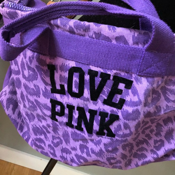 PINK purple Leopard Duffle Bag - Picture 2 of 8